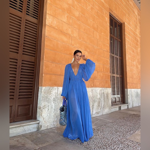 ASOS EDITION ruched gathered waist chiffon maxi dress in bright blue - Picture 6 of 10